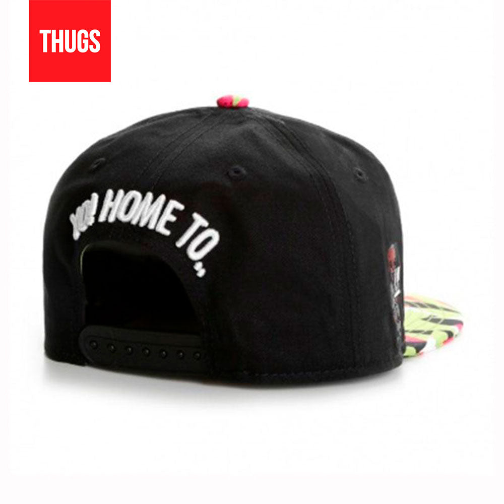 Boné Snapback "Um Maluco no Pedaço" Preto Estampado