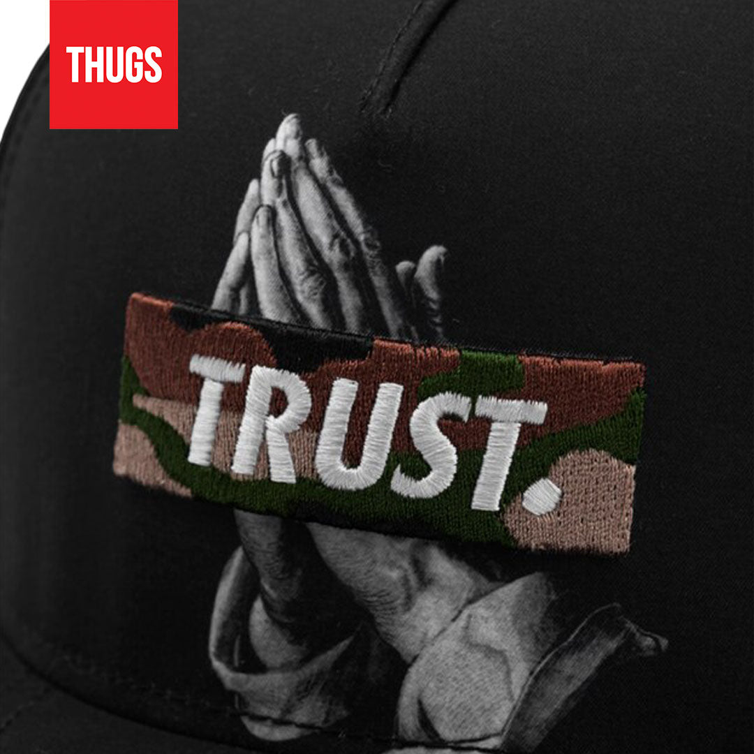 Boné Snapback "Trust" Preto Camuflado